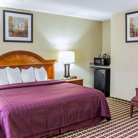 Quality Inn & Suites Fayetteville Eksteriør billede