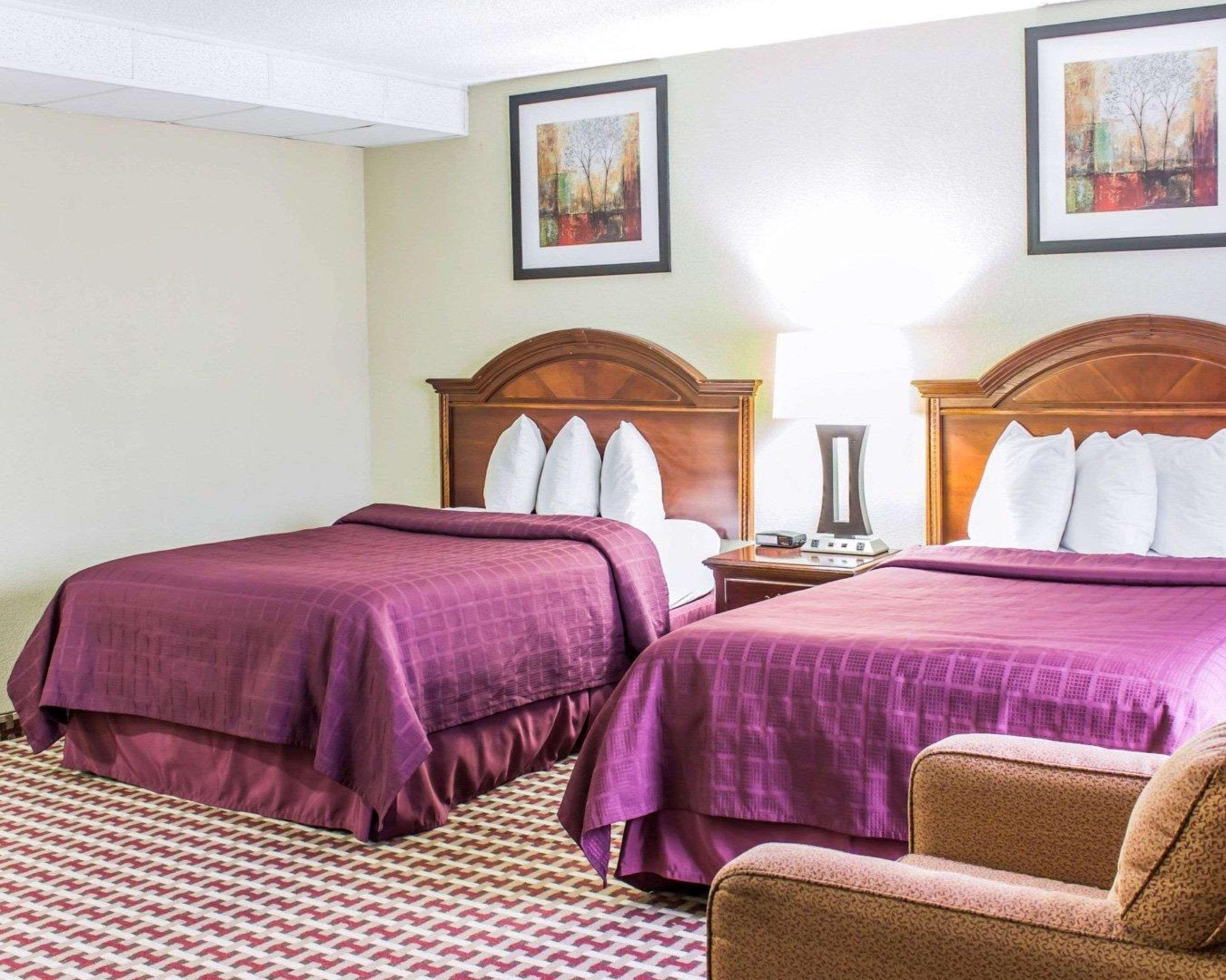 Quality Inn & Suites Fayetteville Eksteriør billede